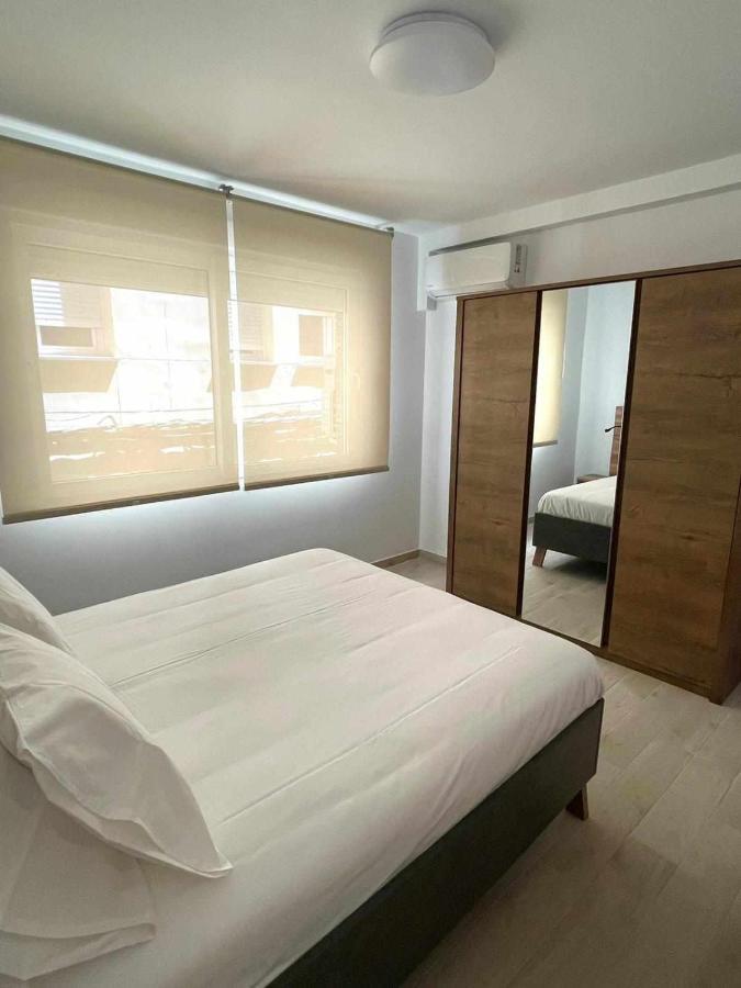 Apartamentos Azonaicas Centro Tendillas Cordoba Luaran gambar