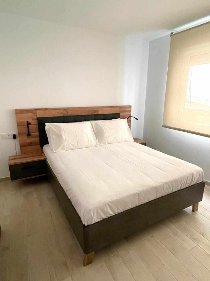 Apartamentos Azonaicas Centro Tendillas Cordoba Luaran gambar