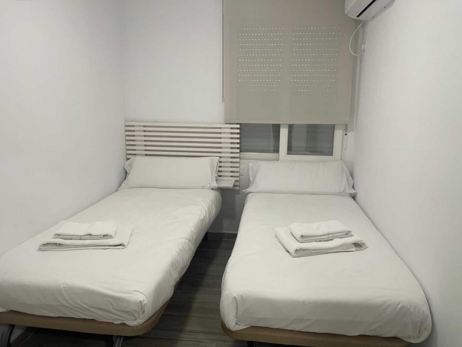 Apartamentos Azonaicas Centro Tendillas Cordoba Luaran gambar