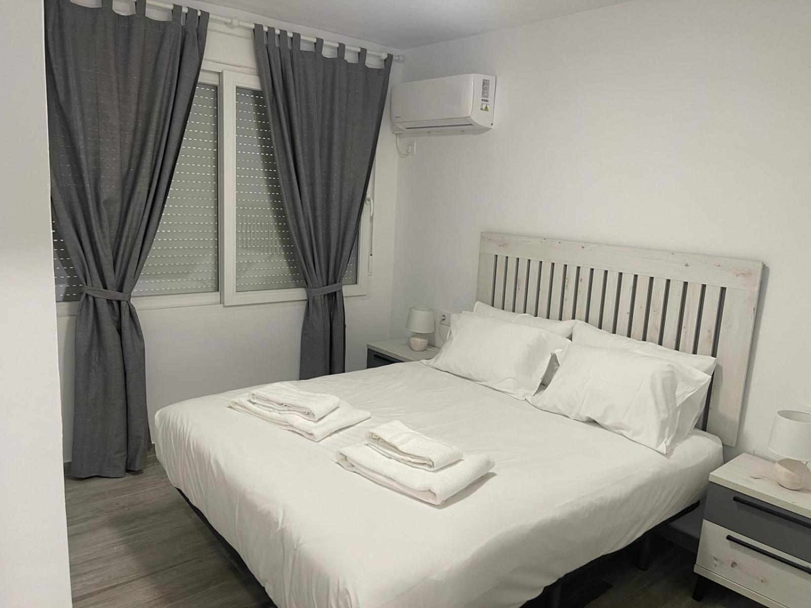 Apartamentos Azonaicas Centro Tendillas Cordoba Luaran gambar